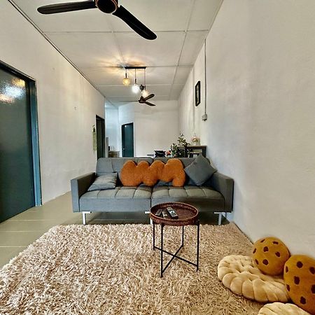 Entire 33 Cozy House • 3 Bedroom @ Alma Bukit Mertajam Zewnętrze zdjęcie