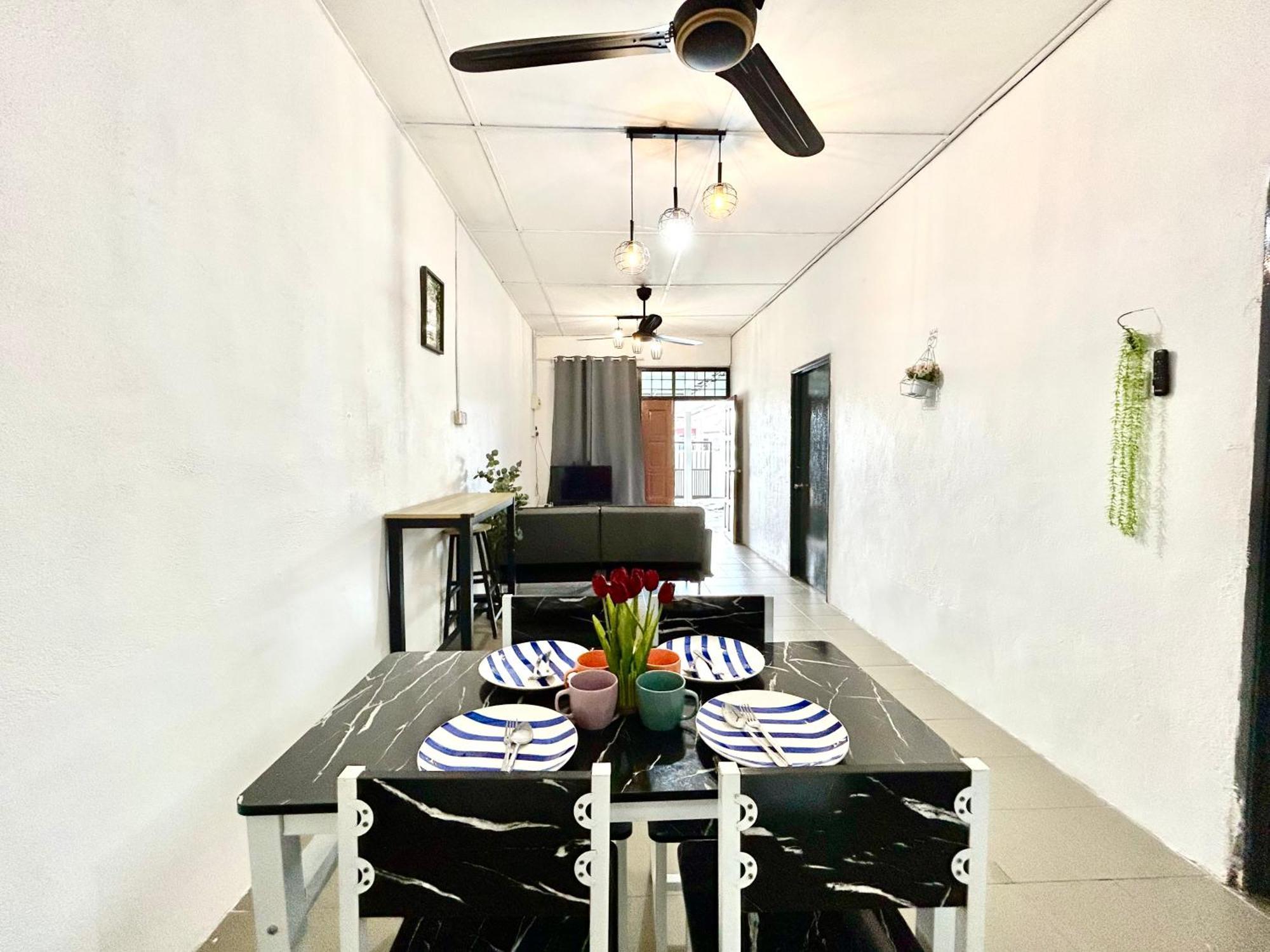 Entire 33 Cozy House • 3 Bedroom @ Alma Bukit Mertajam Zewnętrze zdjęcie